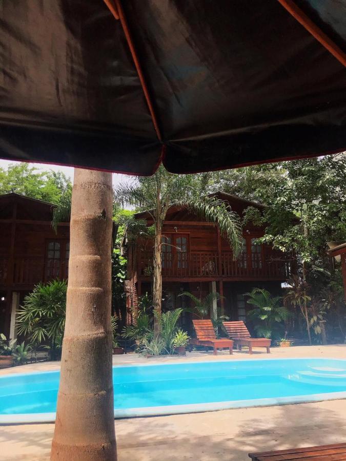 El Pindo Iguazu Aparthotel Puerto Iguazu Ngoại thất bức ảnh