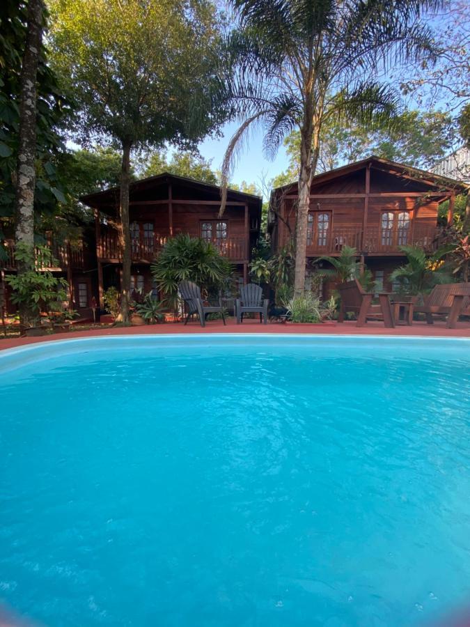 El Pindo Iguazu Aparthotel Puerto Iguazu Ngoại thất bức ảnh